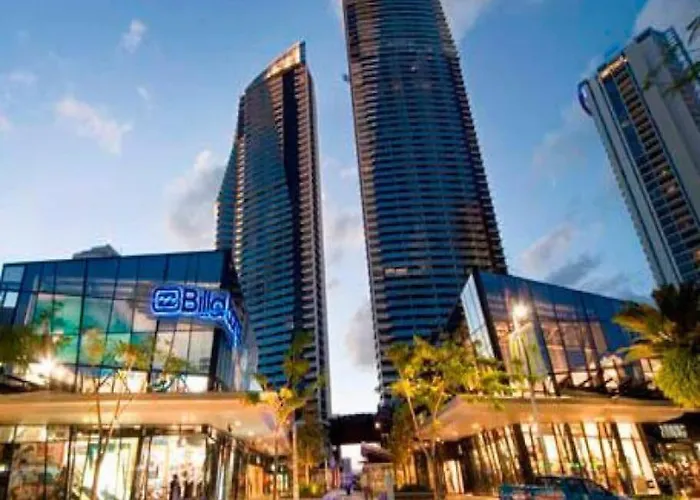 Circle On Cavill Riverview Apartment